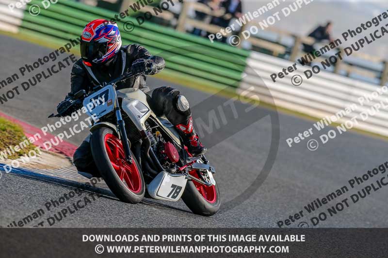 PJM Wedding Photography;enduro digital images;event digital images;eventdigitalimages;mallory park;mallory park photographs;mallory park trackday;mallory park trackday photographs;no limits trackdays;peter wileman photography;racing digital images;trackday digital images;trackday photos